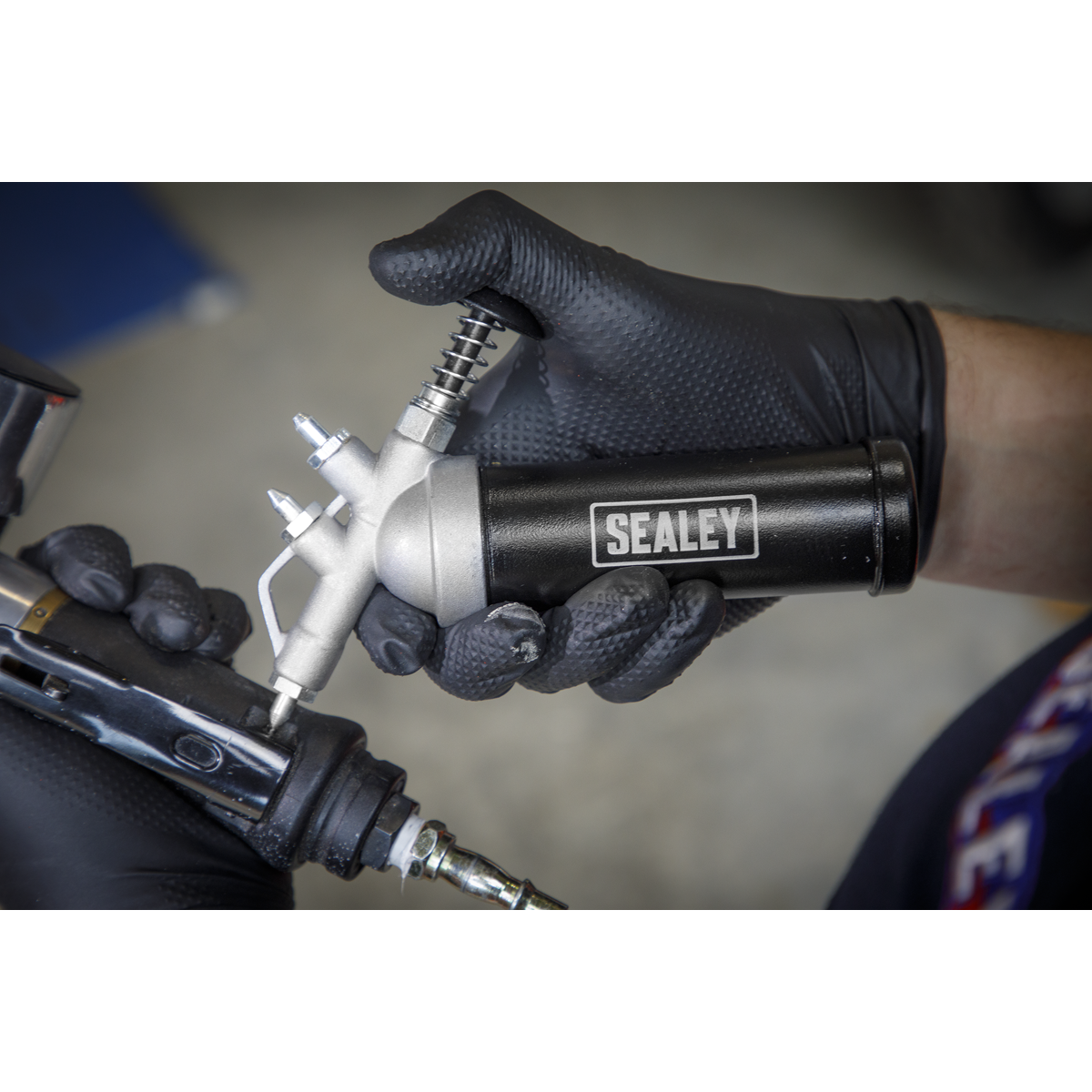 Push Type Mini Grease Gun Ak Sealey